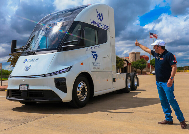 EV charging firm plans first US-Mexico electric freight route