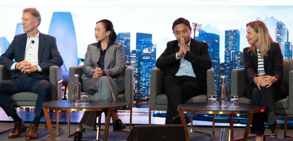 (From left to right) INFORM's Ruud Vossebeld, DSV's Thapawee Kongcheep, Infineon Technologies' Rizal Prasetyo Kusuma and Volkswagen's Dr Susanne Lehmann Competition Panel Dr Susanne Lehmann Volkwagen Rizal Prasetyo Kusuma Infineon Technologies Thapawee Kongcheep DSV Ruud Vossebeld INFORM ALSC ASEAN