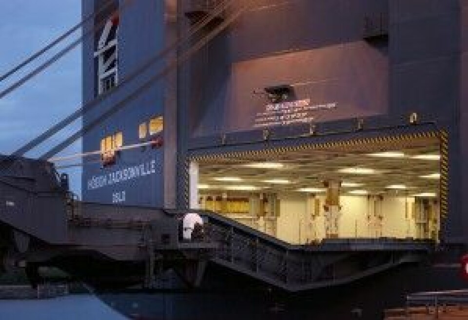 Shipping focus: Global complexity in the dock Höegh Jacksonville am Vorabend der Taufe | evening before naming ceremony
