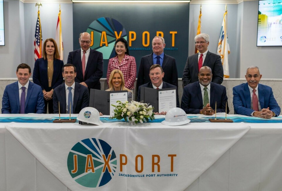 Enstructure and Jaxport announce the public-private partnership to expand operations at the port’s Talleyrand Marine Terminal Jaxport Enstructure signing