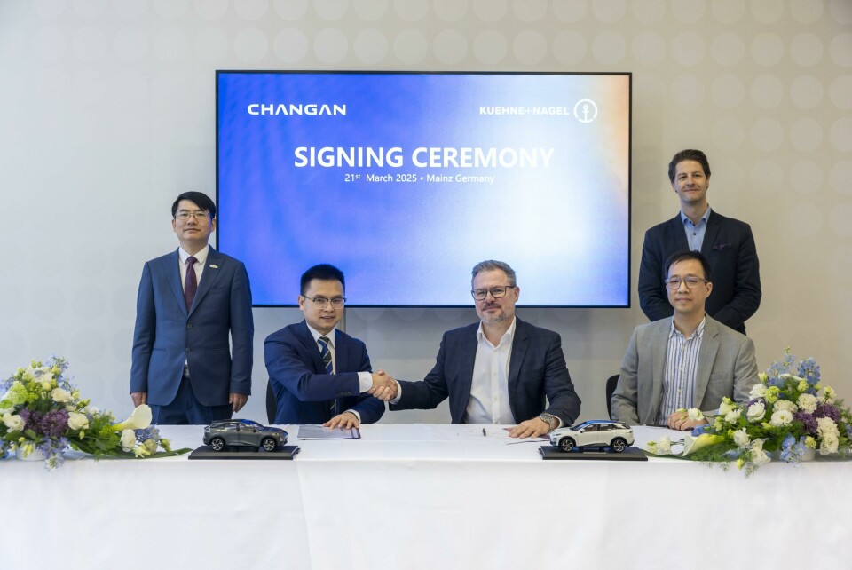 Signing ceremony between Changan Automotive and Kuehne and Nagel Signing ceremony between Changan Automotive and Kuehne and Nagel
