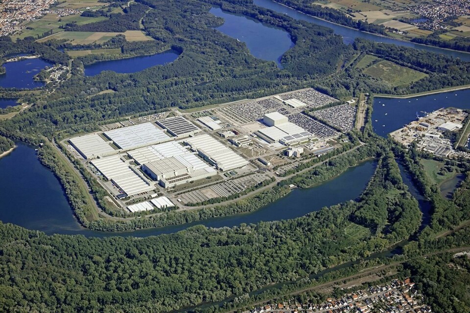 Managing a dynamic global service parts network from Germersheim Germersheim_aerial