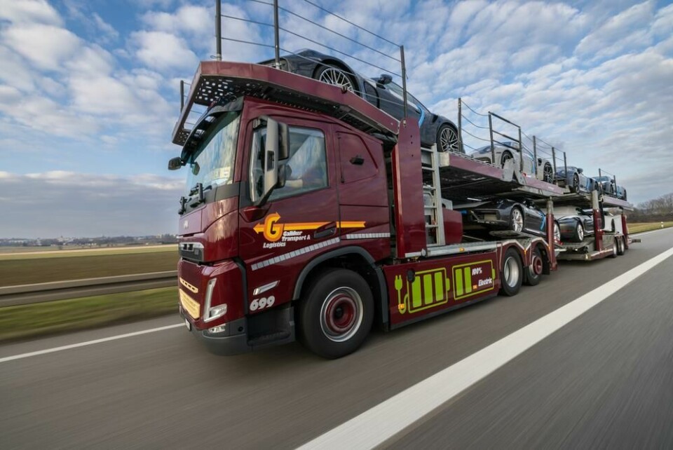 Galliker is also using an etruck to deliver finished Porsches from the Zuffenhausen plant to Switzerland Galliker_etransporter_S24_0757