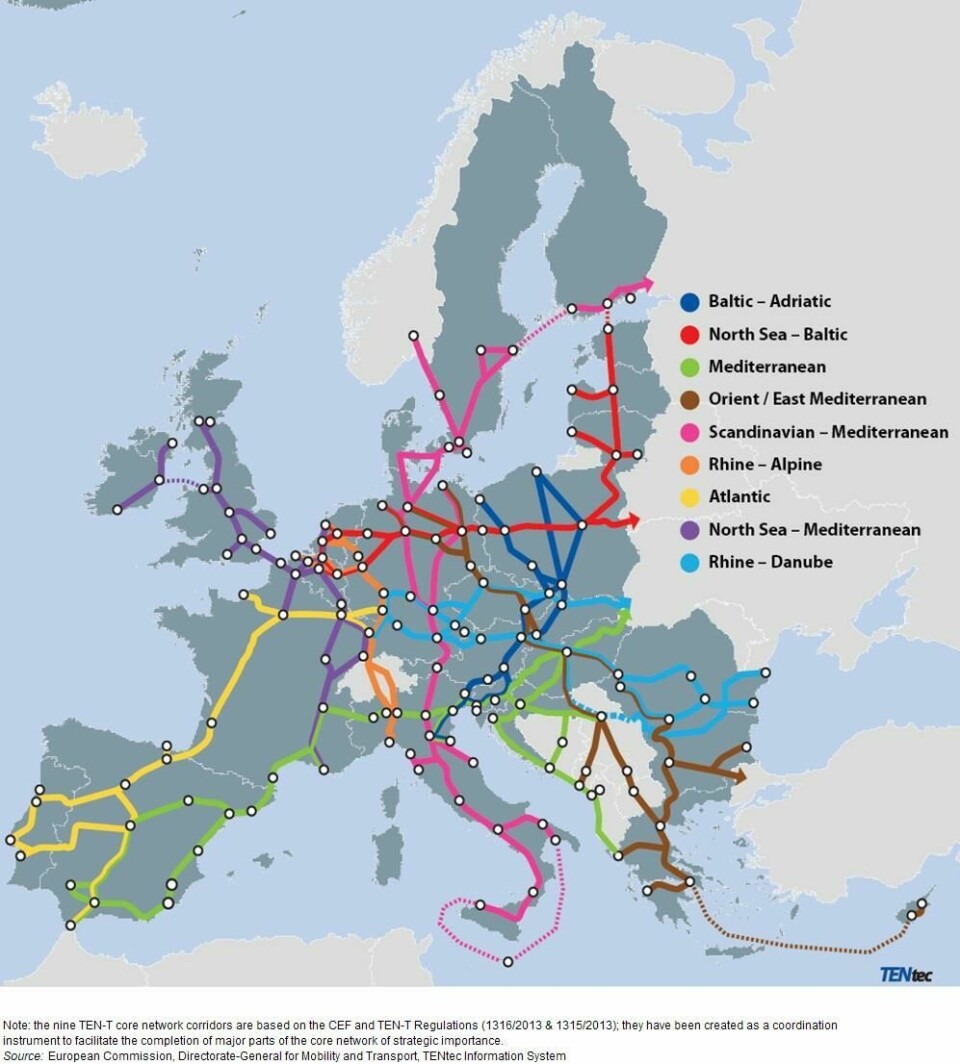 Figure 3: The nine TEN-T Core Network Corridors across Europe Figure 3_TEN-T_Core_Network_Corridors_(Freight_and_Passenger)_RYB17