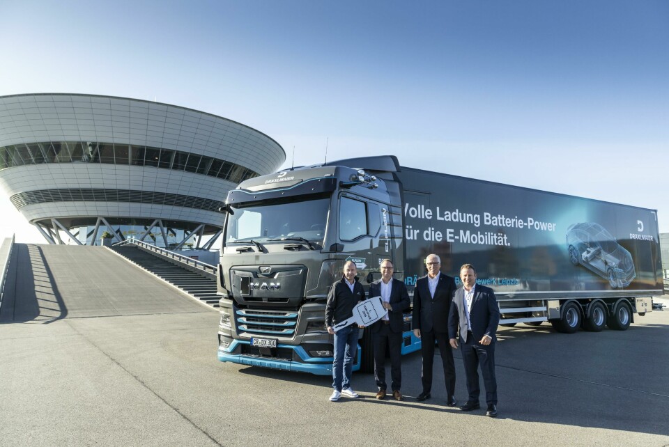 The MAN eTGX etruck will be used to delivery lithium batteries from Dräxlmaier’s Leipzig battery facility to the nearby Porsche plant man-etgx-leipzig