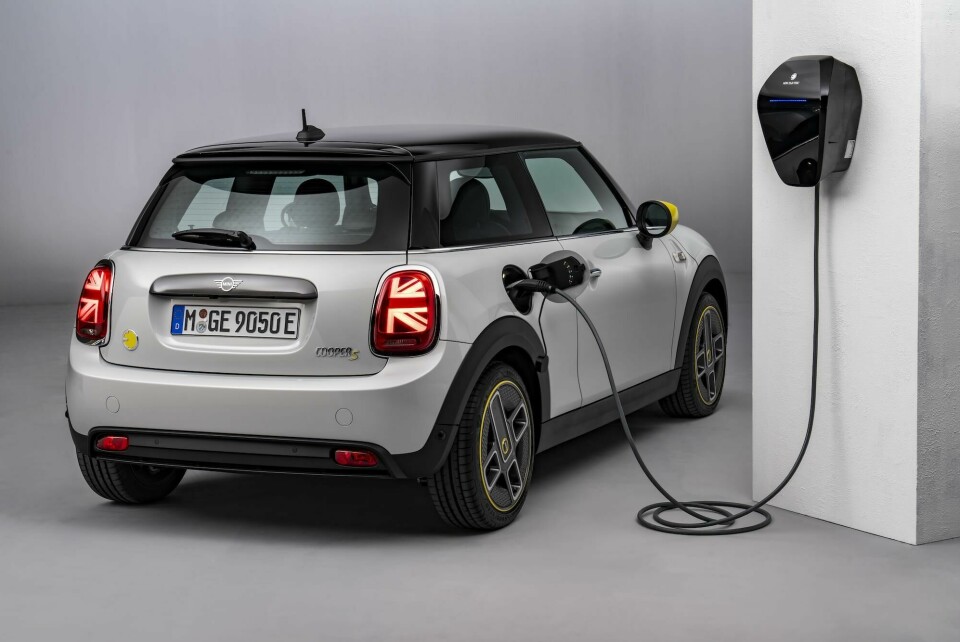 The Mini hatchback, including the electric version, is produced in Oxford Mini Electric