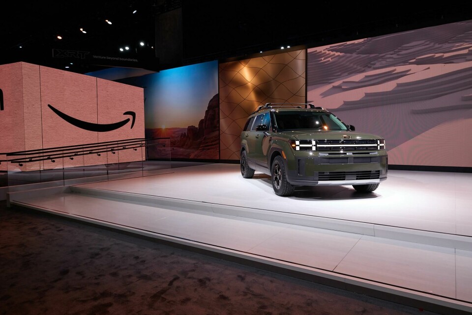 Hyundai to sell vehicles through Amazon and move supply chain operations to the cloud Hyundai_Amazon_Partner