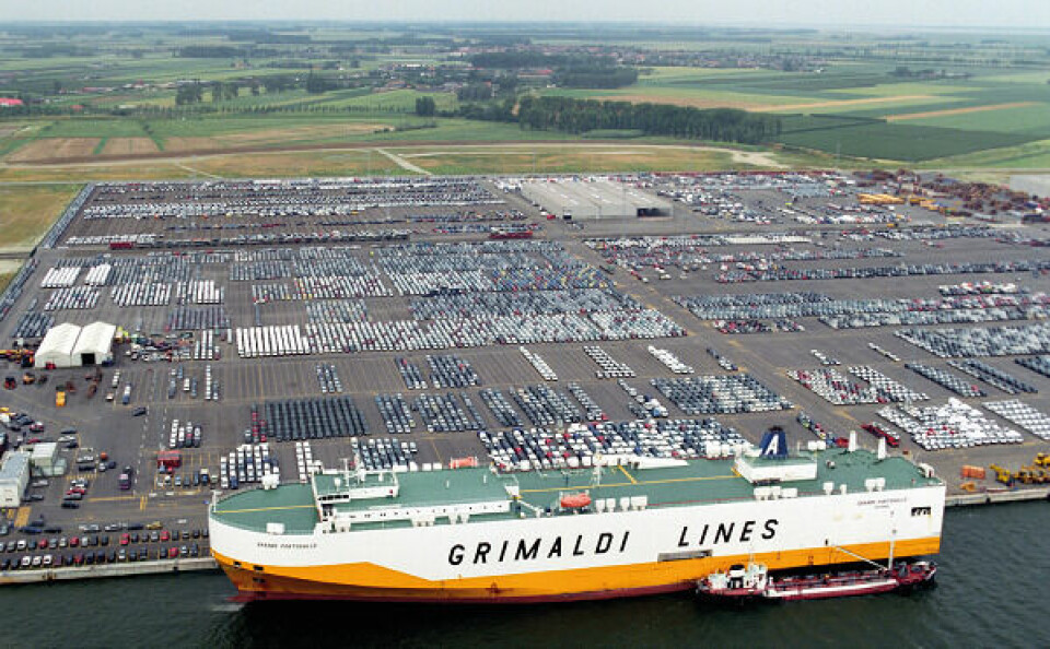 Grimaldi will be trialling satellite assisted berthing for its biggest PCTCs A Grimaldi vessel docking awaiting for vehicle loading