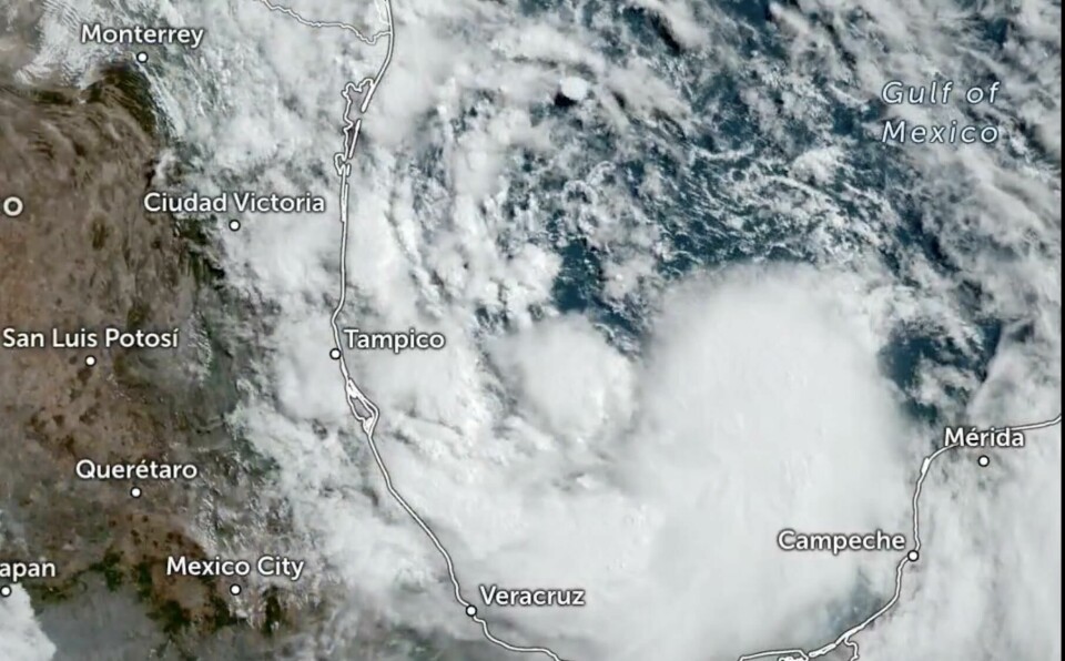 Tropical storm Alberto hits the east coast of Mexico Storm Alberto