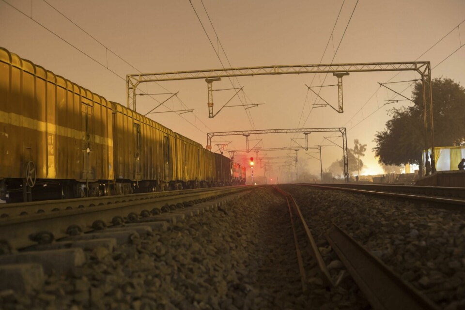 Gefco makes spot blocktrain shipment of car parts from China to France Gefco_DBO_train
