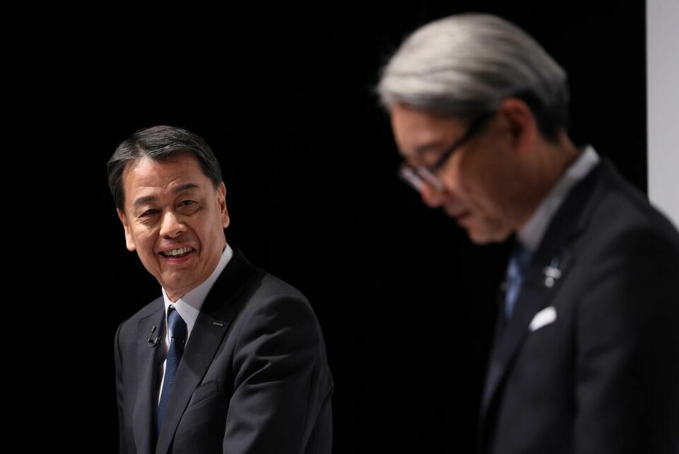 Nissan’s president and CEO Makoto Uchida (left) with Honda’s director, president and representative executive officer Toshihiro Mibe Nissan-Honda