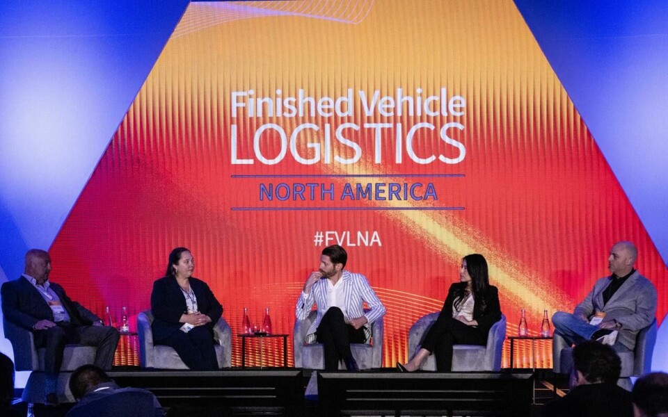 In the final session at FVL North America Chris Ludwig (centre) was joined by (l to r): Jeremy White, Autos in Motion; Sarah Amico, Jack Cooper; Marisol Vasquez, Glovis America; and Shane Stierley, Navistar International FVLNA_24_final session panel
