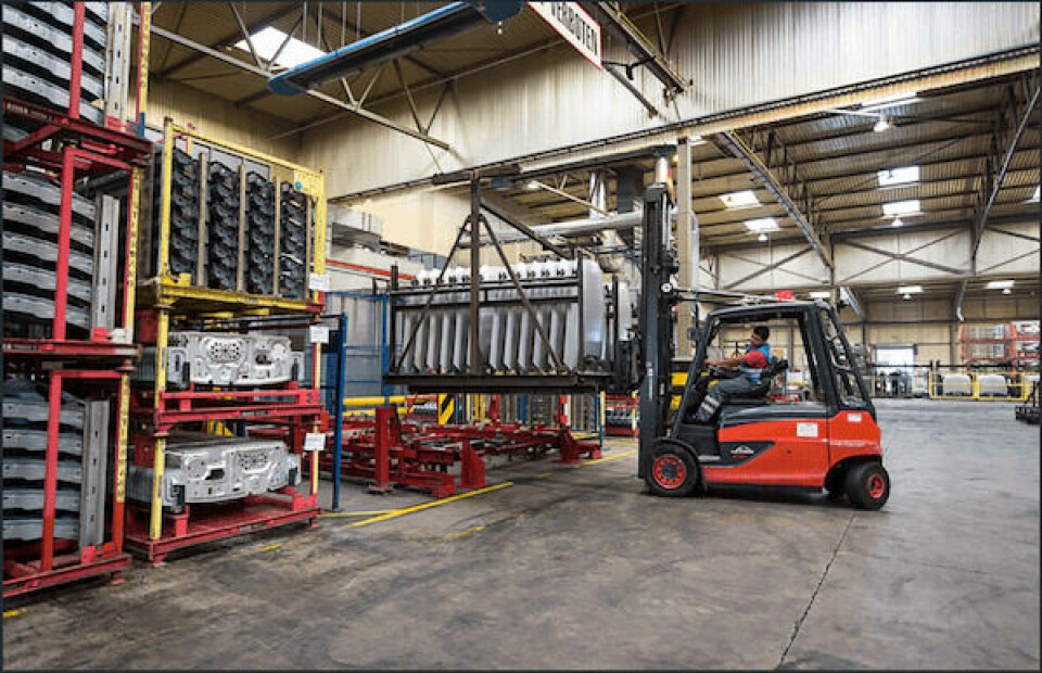 BLG runs a distribution facility in Düsseldorf that handles Sprinter CKDs BLG_CKD01