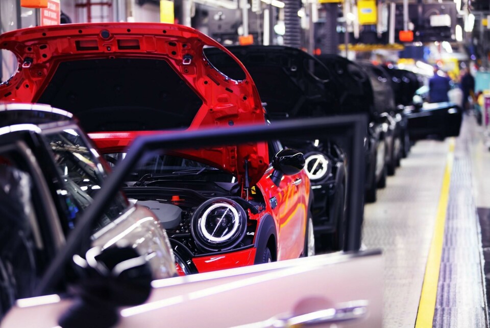 Mini production at the Oxford plant in the UK is now enabled by cloud based supply chain tools Mini_Oxford_2023-vehicle-product