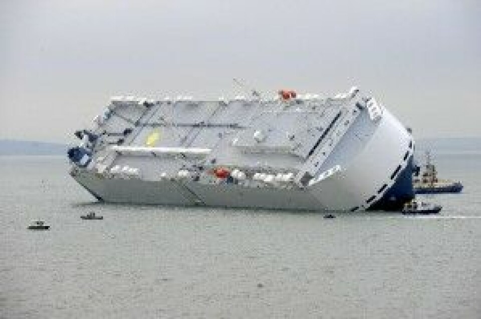 Stricken Höegh car carrier towed to Spitbank for investigation Hoegh Osaka listing