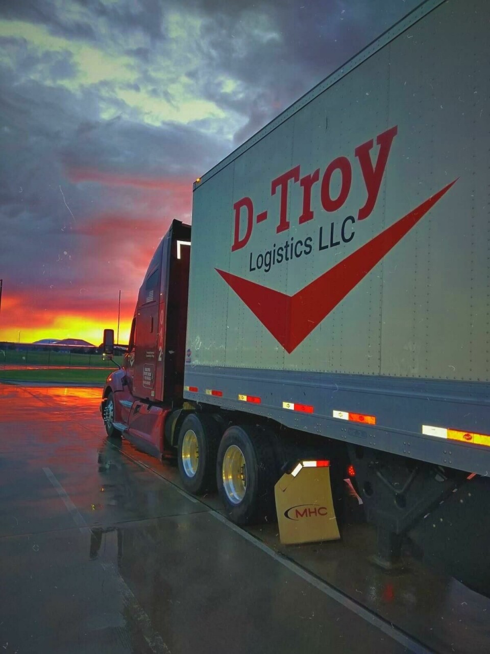 Agustin Sustaita from Transportes Logisticos Especializados will speak on improving international and cross-border logistics at Automotive Logistics and Supply Chain Global in Detroit October 5-7 DTroy Sunset2