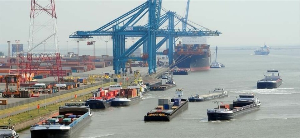 Honda turns to barge for container moves in Belgium Danser_Barge_Antwerp