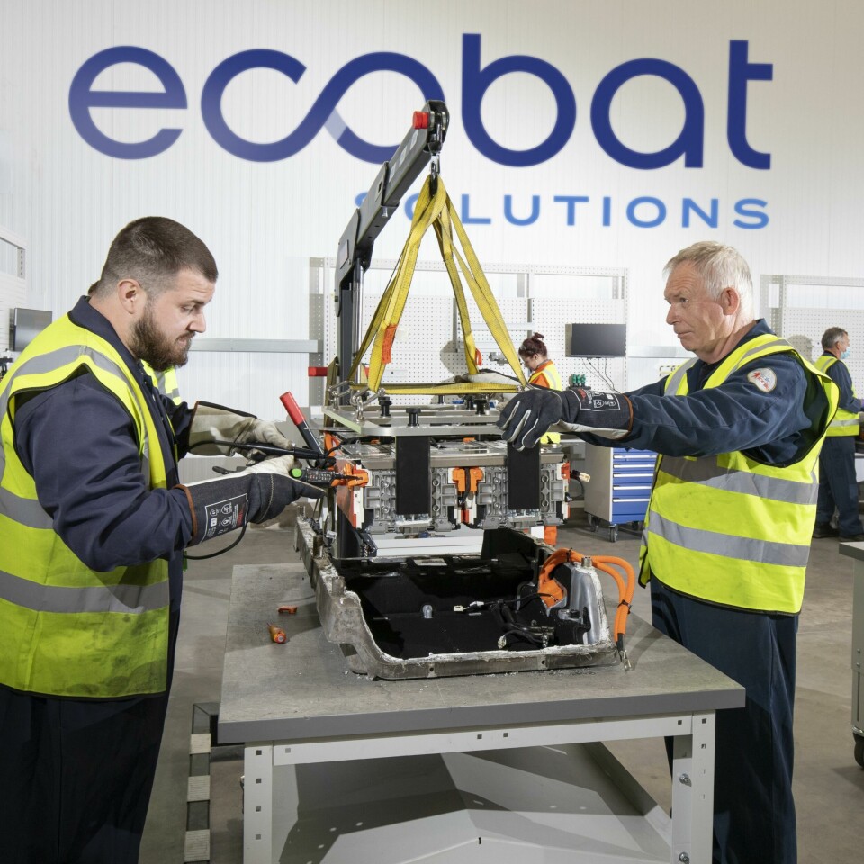 VW Group UK partners with Ecobat to recycle EV batteries Medium-36374-InsidetheEcobatfacility