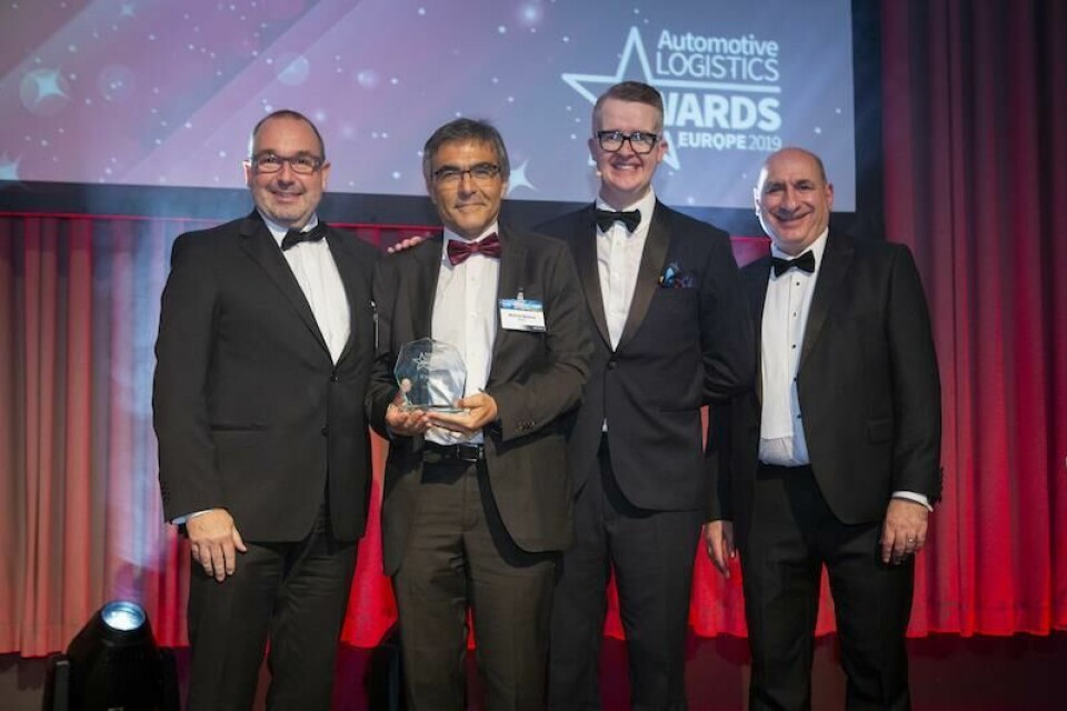 Spanish carmaker Seat took the award for IT Innovation Seat_award