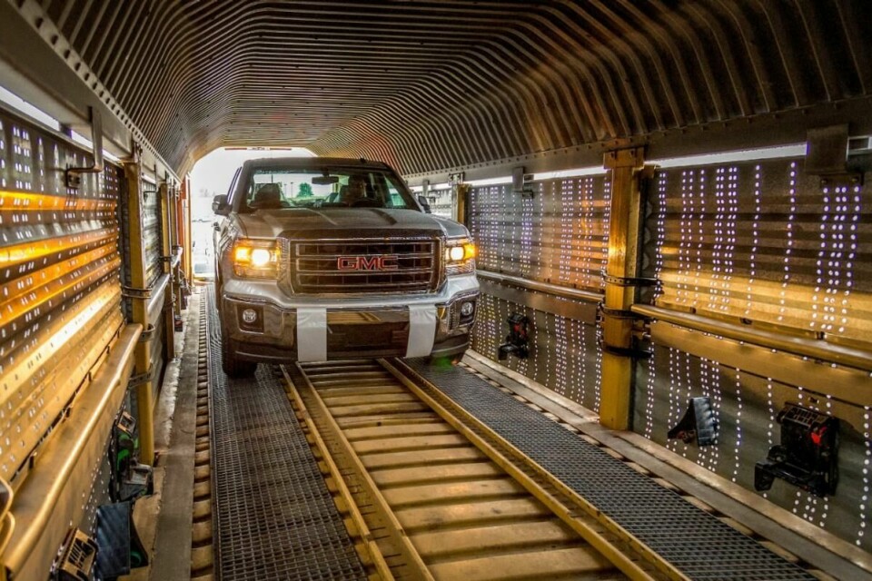 GM has been using geofencing technology coupled with on-board asset telematics to track shipments of finished vehicles 2014SierraShipping04