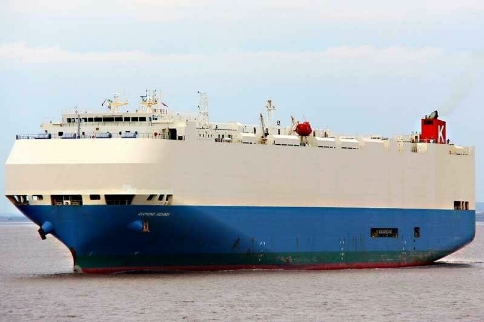 Fire on K-Line car carrier forces crew to abandon ship K_Line_diamond_highway