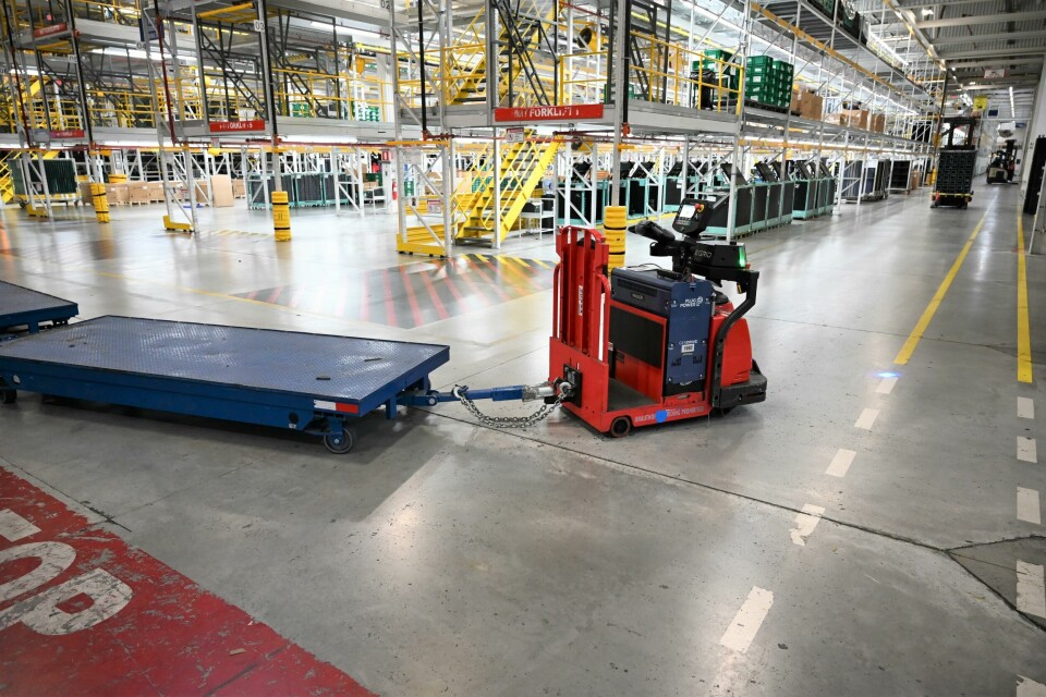All aboard except the driverSpartanburg has been trialling autonomous logistics, and will rollout more driverless tugger trains in its logistics centres BMW autonomous tugger train5