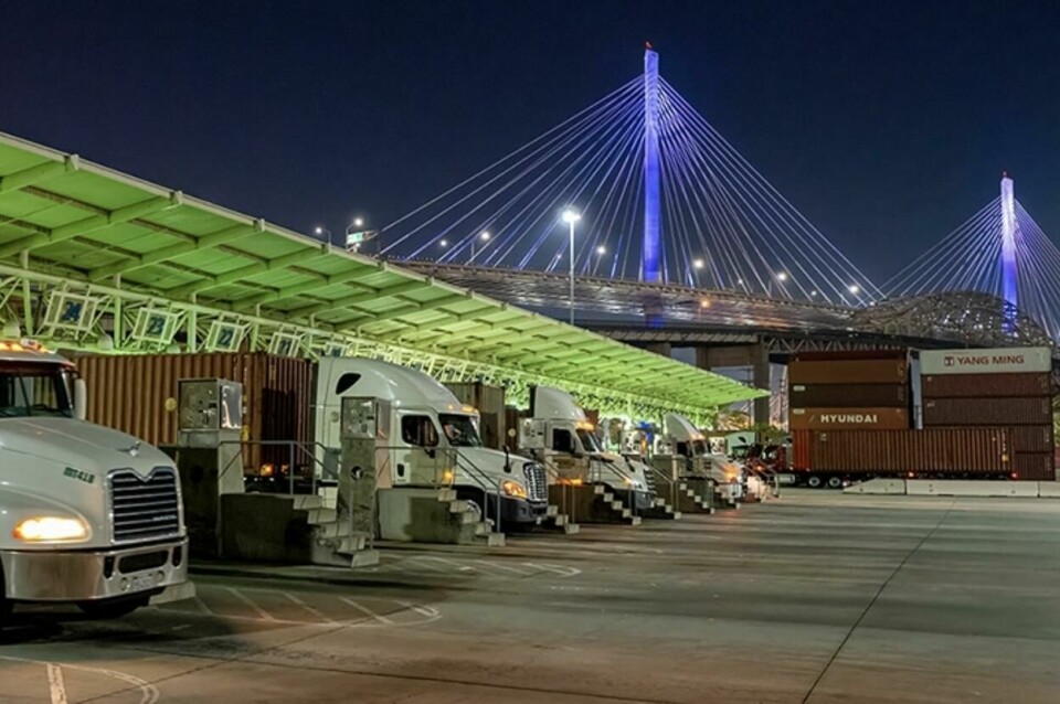 The TTI container terminal at the port of Long Beach is already operating a pilot project extending the hours at which trucking companies can drop off and pick up freight TTI_POLB_terminal_T