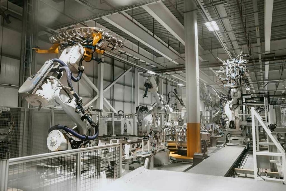 In September JLR announced a £500m investment at Halewood to support the parallel production of EVs, hybrid and ICE models Halewood_05