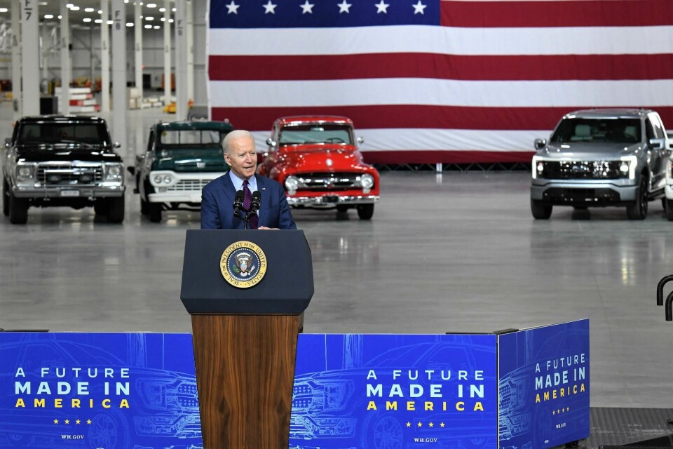 Made in the USAJoe Biden has signed a non-binding executive order for half of vehicles sold in the US to be electric by 2030 – a measure that OEMs like Ford have supported Joe Biden Ford ROUGE_ELECTRIC_SV1_6349