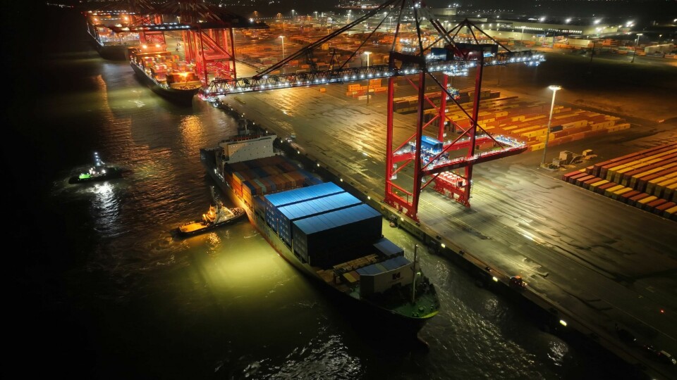 The Kawa Ningbo reached JadeWeserPort from China in just 26 days Bild1 KAWA NINGBO am JadeWeser Port