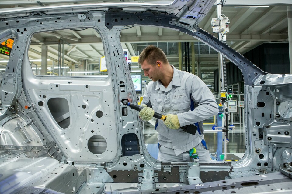 Government and industry are keen to maintain production levels Vehicle assembly, Slovakia
