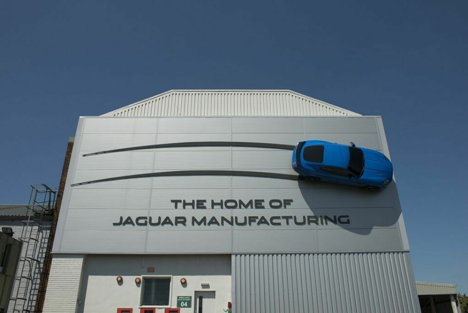 UK sets Brexit timetable as carmakers worry about market access JLRCastleBromwich_web-1024x684