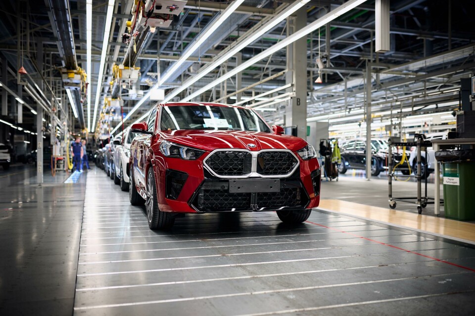 BMW iX2 production at Regensburg – last year the carmaker made 375,000 pure EVs accounting for 15% of sales BMW iX2 in Regensburg