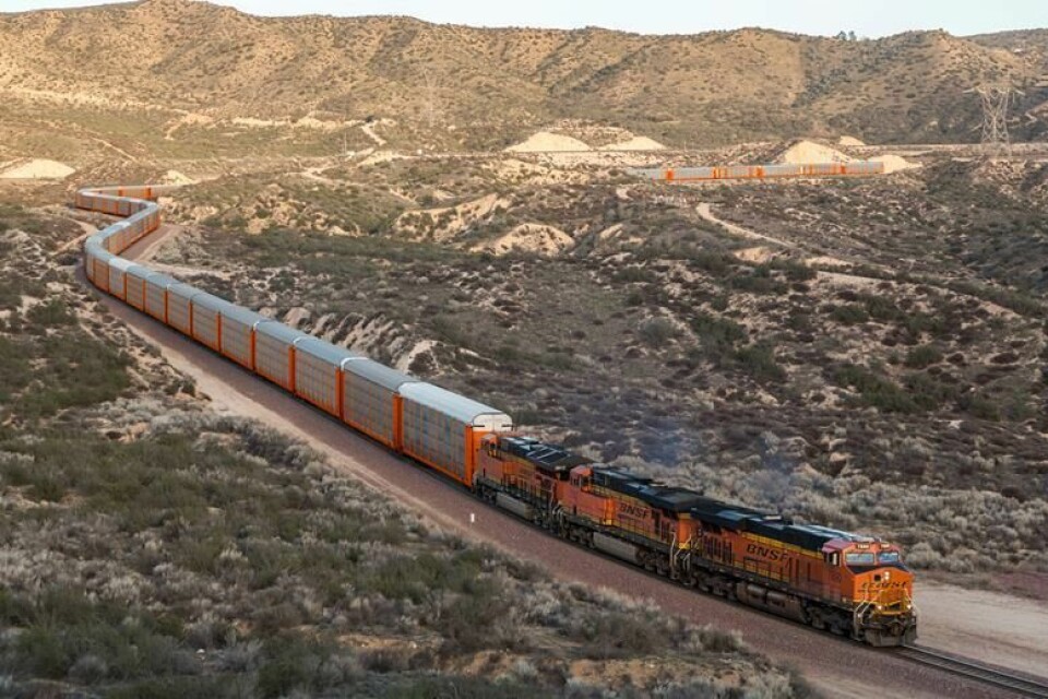 Credit: BNSF BNSF_rail_AutoMax