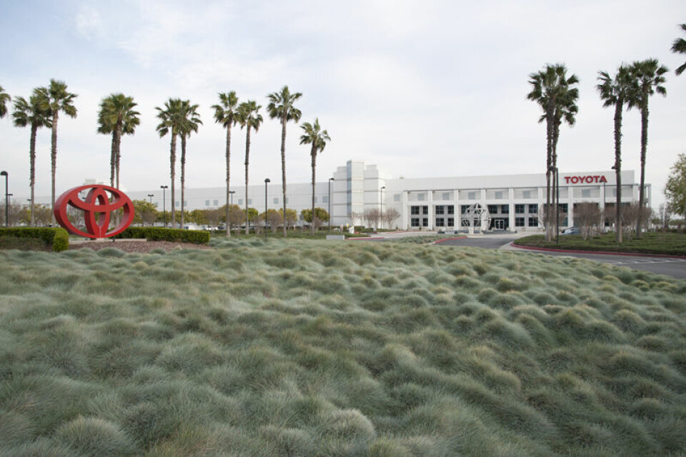 Toyota part 1: Cornerstone of a strong supply chain Toyota NAPCC-Ontario, Ca.