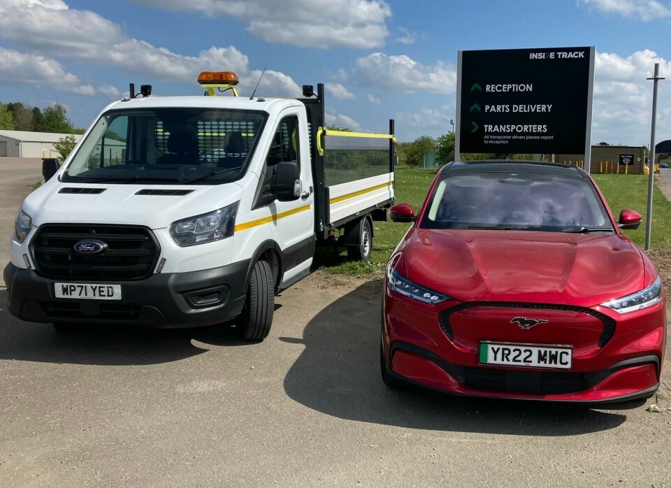 Ford Fleet Management offers medium- to long-term flexible leasing and fleet management for light commercial vehicles (LCVs) and cars FordFleet_DHL_image1