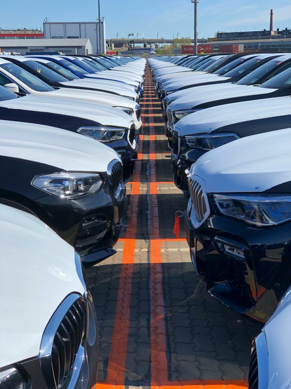 Customs warehouses on the China-Russia border have been expanded Customs warehouse on China-Russia border were expanded