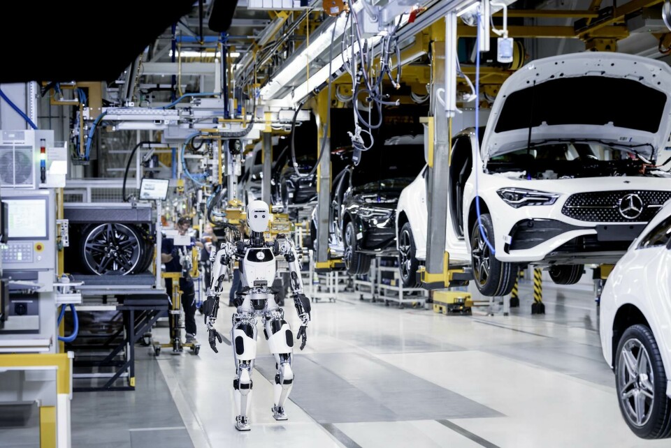 The Apollo robots are equipped with force control architecture, which means they are safe to operate alongside workers and undertake physically demanding jobs Apptronik-Mercedes-Apollo