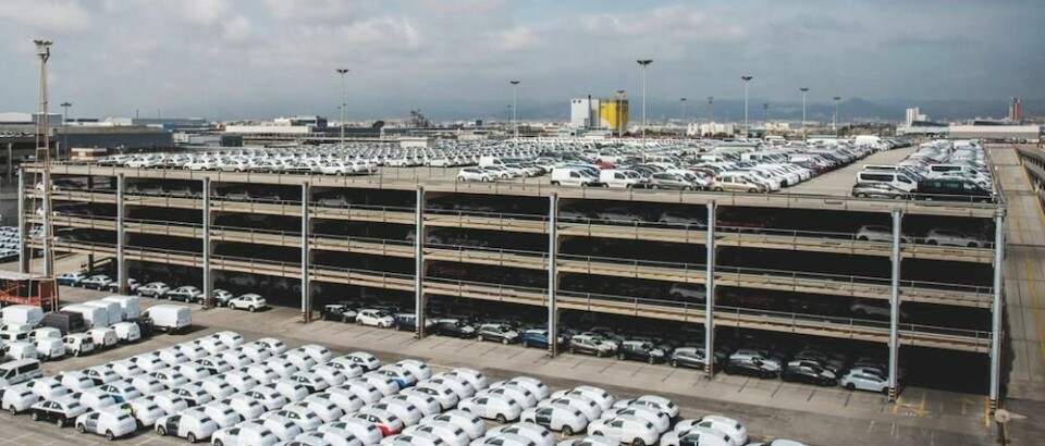Capacity issues have led export volumes to linger longer than expected at the port of Barcelona, leading the port to reorganise its compound space Autoterminal at port of Barcelona