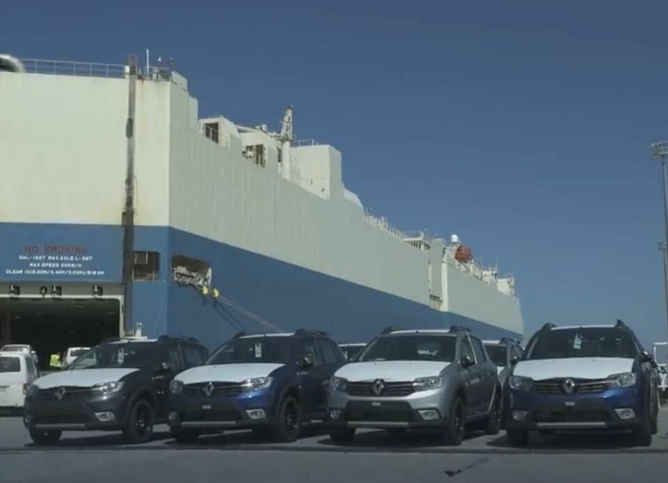 Renault exported more than 295,000 vehicles from its plant in Morocco via Tanger Med port in 2022 Renault_cars_export_TangerMed