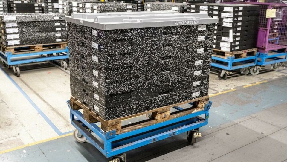 BMW is increasing the content of recycled material in its packaging for automotive parts BMW_containers_EPP_recycled material