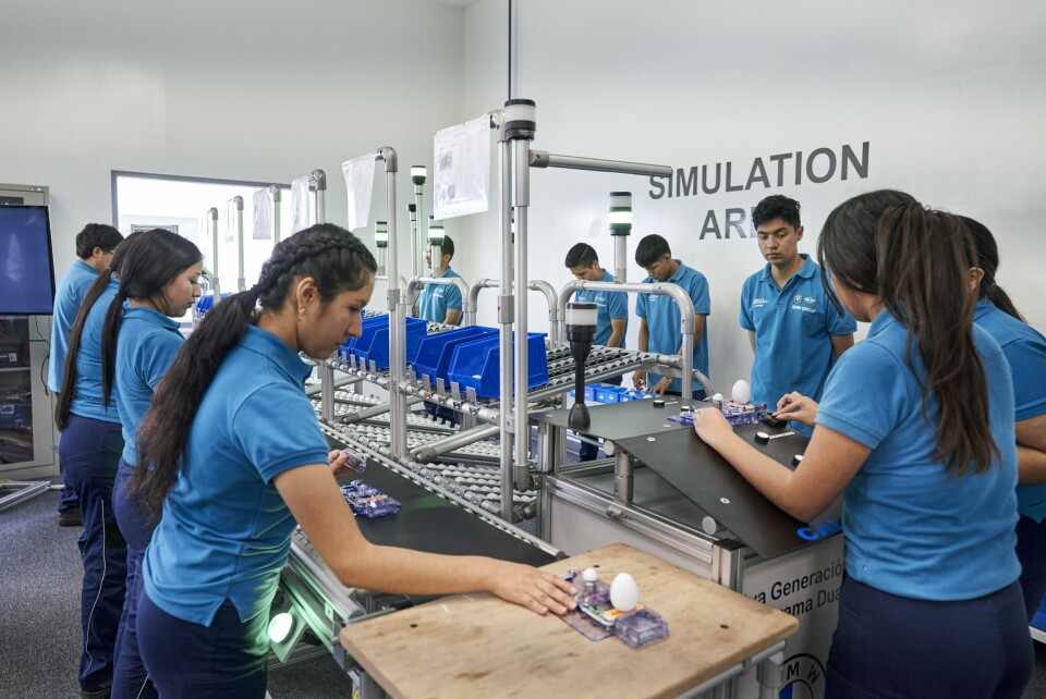 BMW San Luis Potosi is actively engaging in developing a skilled workforce focused on future logistical development BMW San Luis Potosi is actively engaging in developing a skilled workforce focused on future logistical development
