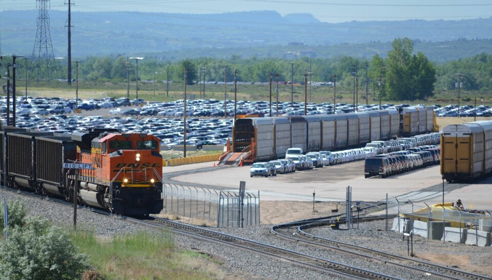 BNSFRail transportation remains a popular mode for moving vehicles, despite drawbacks such as limited flexibility. BNSF_BigLift_wide_main_line
