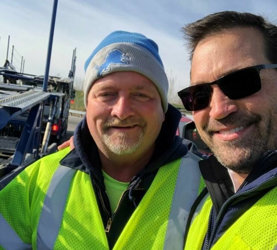 United Road president and CEO Mark Anderson (right) with Tim Sandford, professional carhauler United Road President and CEO Mark Anderson (r.) with Tim Sandford, professional carhauler