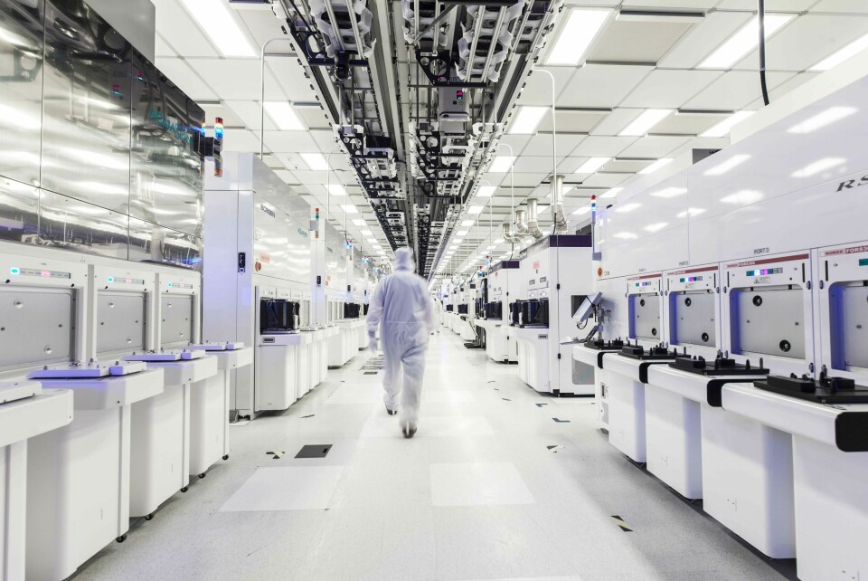 GlobalFoundries is expanding capacity its semiconductor plant in Malta, New York state for GM gf-cleanroom