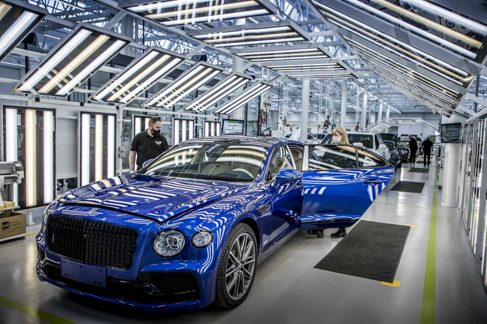 Bentley is investing £2.5 billion into the manufacturing of electric vehicles in its Crewe plant in the UK Bentley assembly line