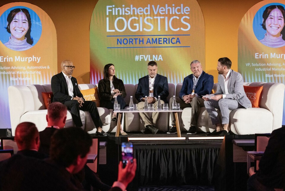 (L to R) Darren Acker, Glovis America; Erin Murphy, Blue Yonder; Adrian Jennings, Cognosos; Todd Myers, Nissan Group of North America; Christopher Ludwig, Automotive Logistics FVL NA 2025 (L to R) Darren Acker, Glovis America; Erin Murphy, Blue Yonder; Adrian Jennings, Cognosos; Todd Myers, Nissan Group of North America; Christopher Ludwig, Automotive Logistics