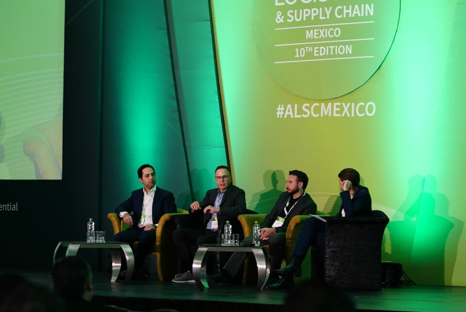 (From L to R) Javier Valadez, PACCAR Mexico; Ruben Lopez Cha, Toyota; Ricardo Ortega Márquez, KIA México; Christopher Ludwig, Automotive Logistics 7R305833