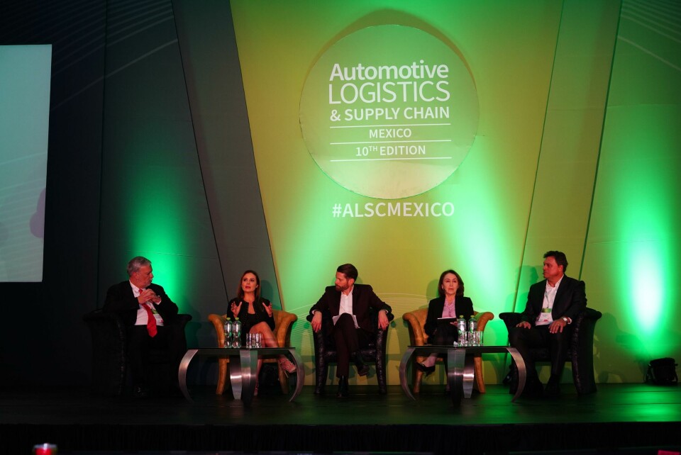 (From L to R) Francisco N. González Díaz, Lizette Gracida, Christopher Ludwig, Claudia Ávila Connelly and Victor Salazar 7R304727