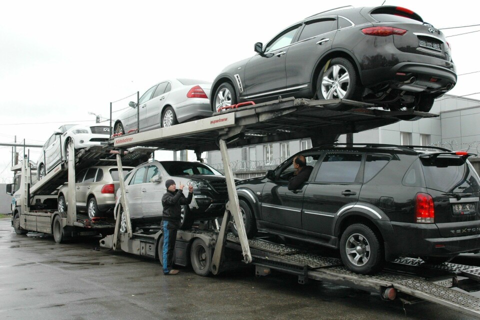 Russia: still supporting exports Car transporter, Russia